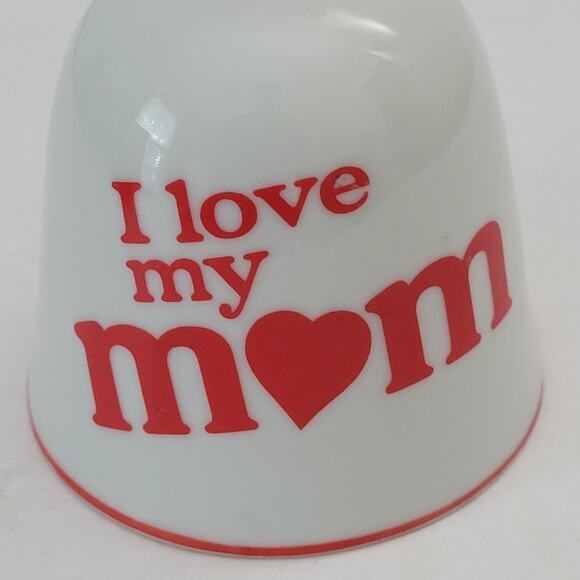 "I Love My Mom" Ceramic Bell with Heart Handle - Picture 3 of 10